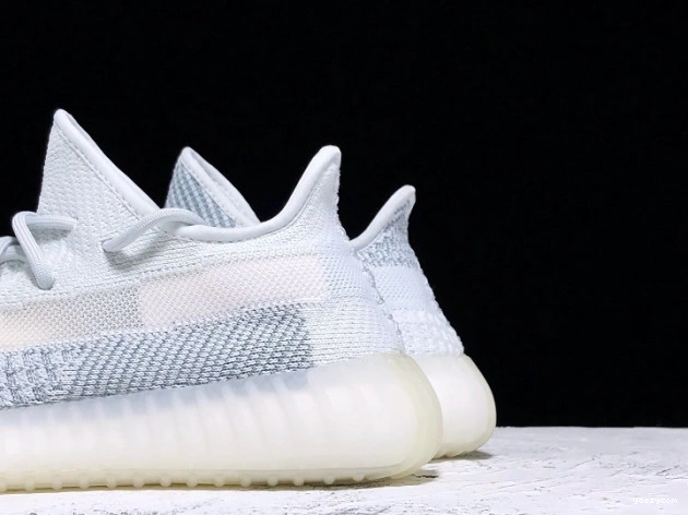 Yeezy 350 FW5317 Boost White Cloud Adidas V2 Reflective 0819